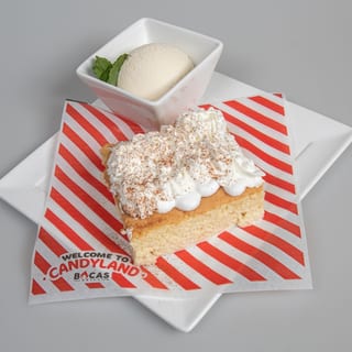 Traditional Tres Leches