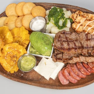 Parrilla Mixta Bocas Grill