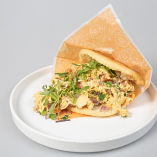 Huevos Perico Arepa