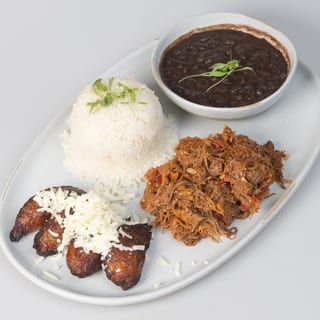 Pabellon Criollo Venezolano