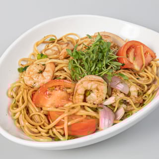 Traditional Wok-Noodles W/ Shrimp